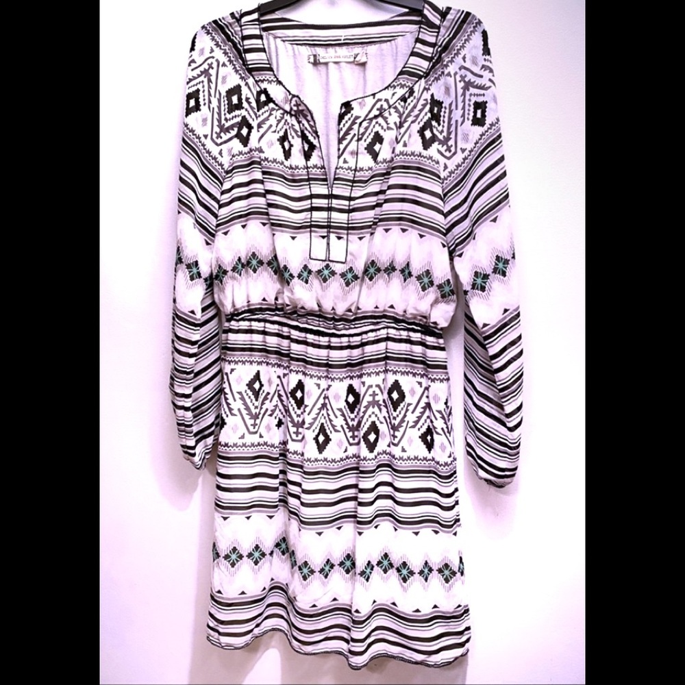 Chelsea & Violet Bloused Midi Dress